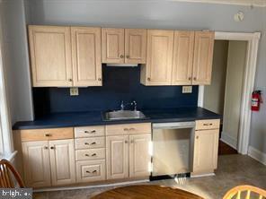 Building Photo - 134 Farnsworth Ave