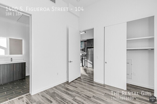 Building Photo - 1400 S Figueroa St