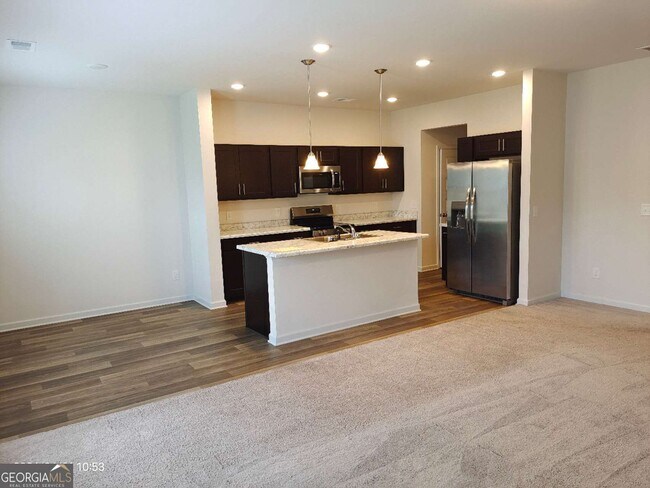 Building Photo - 72 Professional Pl