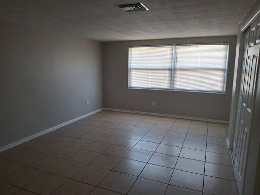 Building Photo - 3538 Garfield Dr