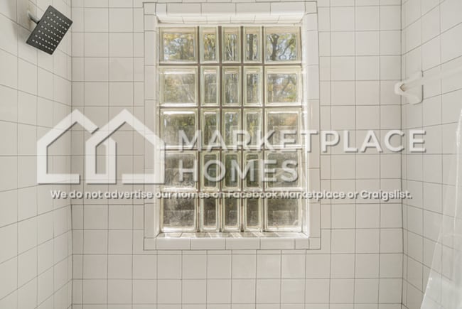 Building Photo - 519 Woodward Ave SE