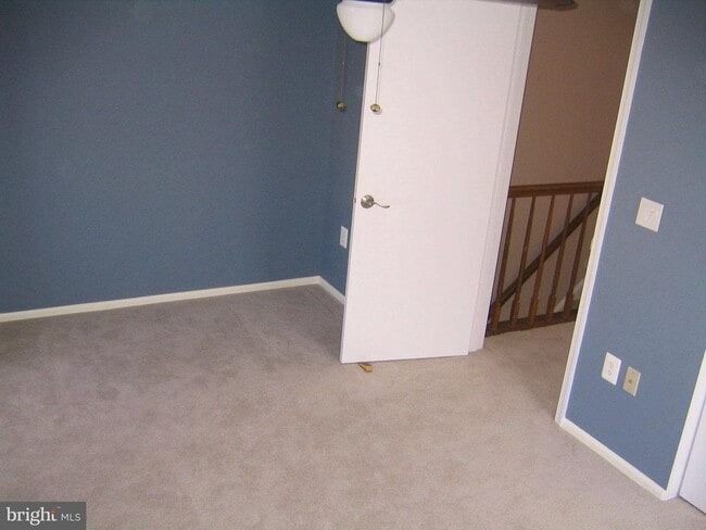 Building Photo - 8444 Georgian Ct