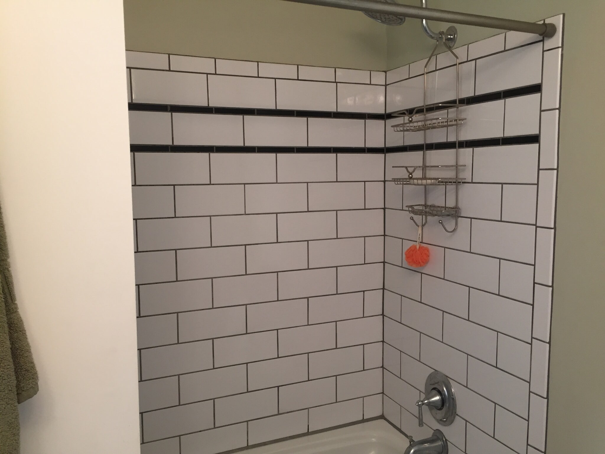 Shower 1 - 129 Greengate Court