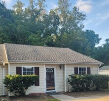 Building Photo - 1563 Blaze Ln
