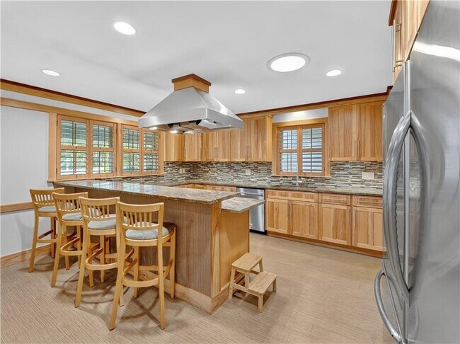 Building Photo - 239 Bulgarmarsh Rd