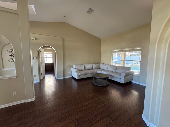 Building Photo - 3130 Westgate Dr