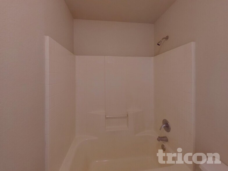 Building Photo - 215 Bobbie Ann Ct