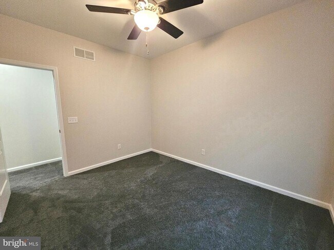 Building Photo - 270 Waterway Dr
