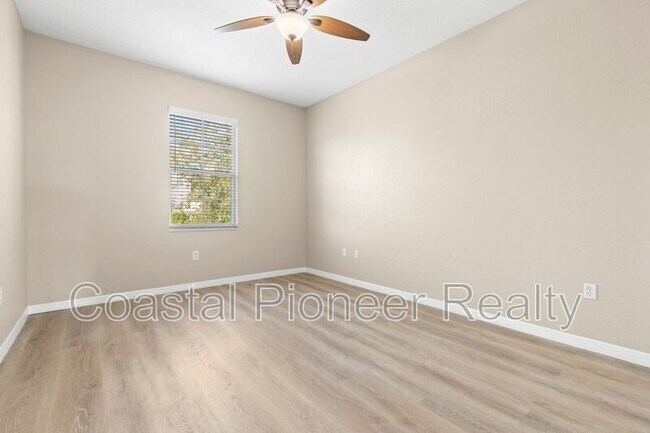 Building Photo - 94 S Highland Ave