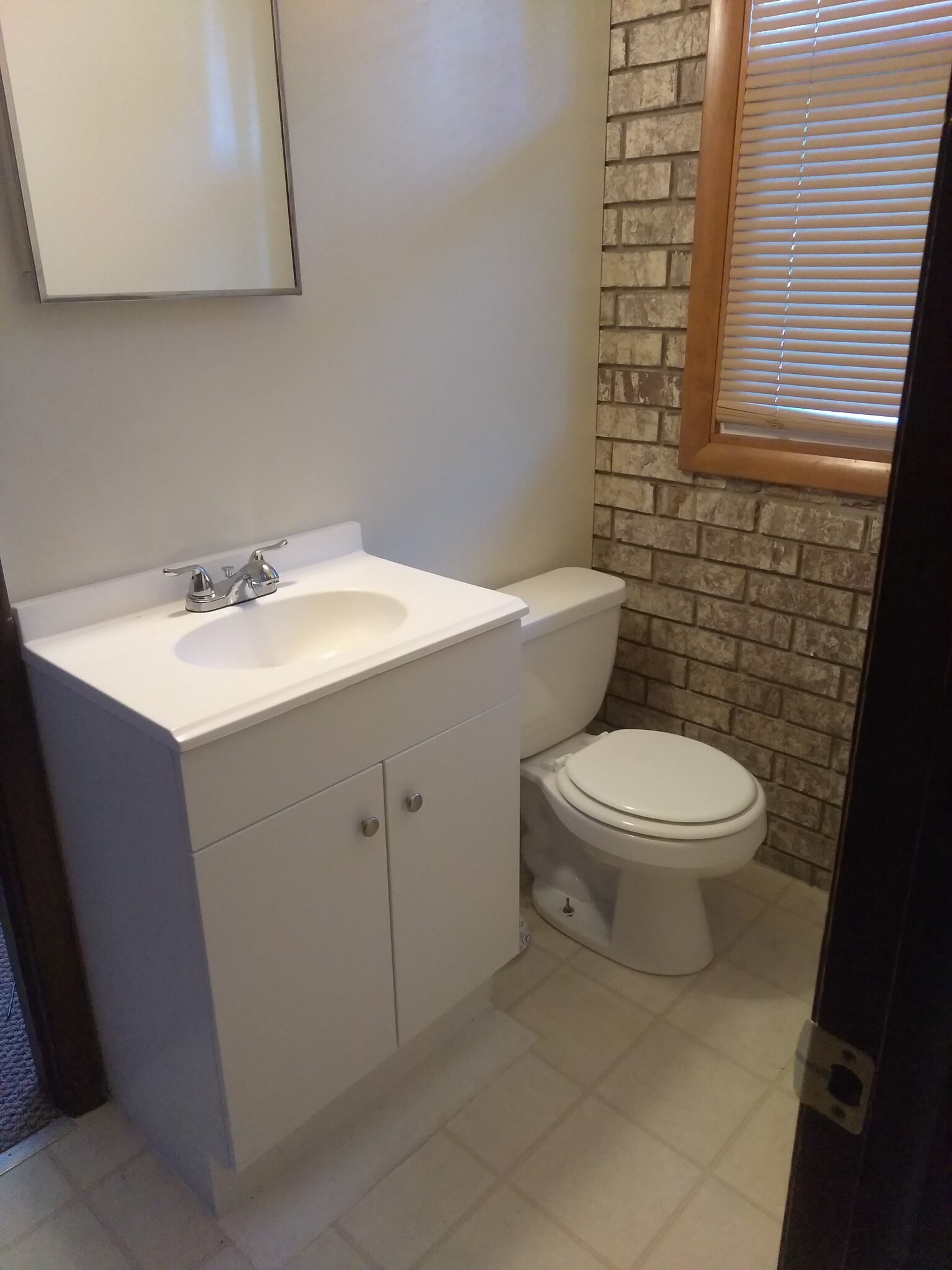 Main Level Half Bath - 4149 Curwood Ave SE