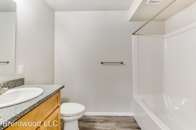 Building Photo - 2515 S 48th St