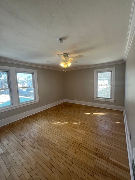 Building Photo - 180 Gillett St