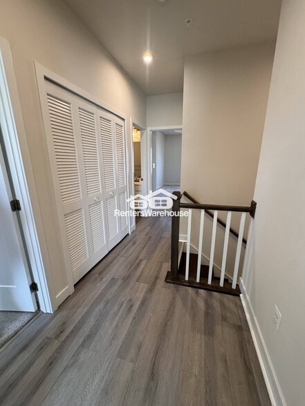 Building Photo - 6242 Islington St