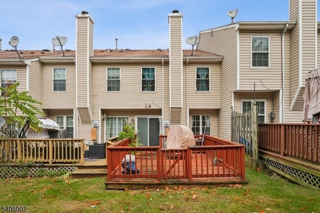 Building Photo - 10 De Palma Ct