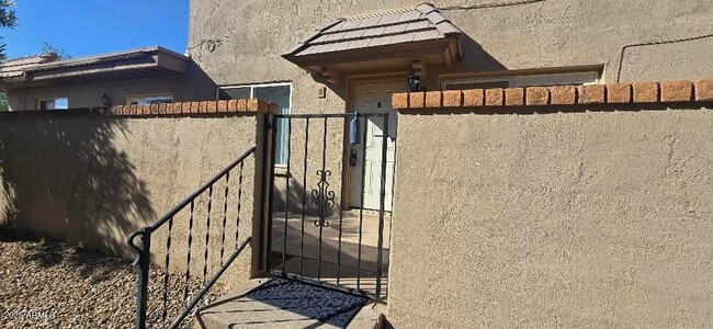 Primary Photo - 17014 E Calle Del Oro