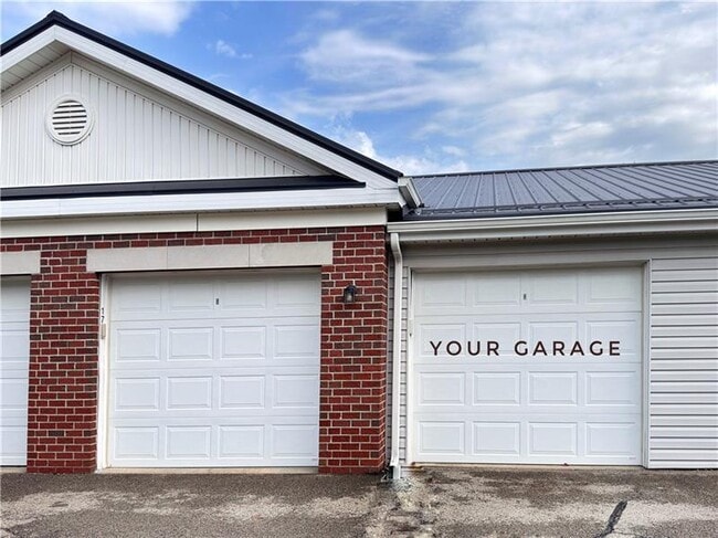 Building Photo - 203 Sonie Dr