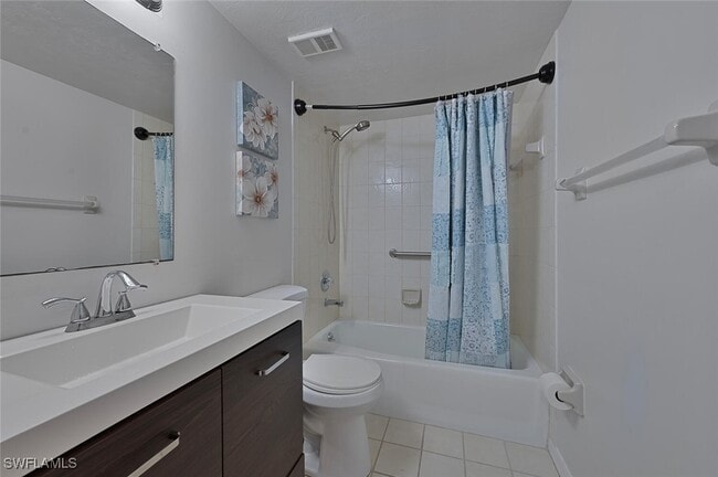 Building Photo - 15161 Cedarwood Ln