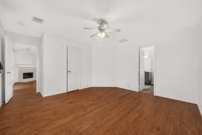 Building Photo - 6807 Lauderwick Ct