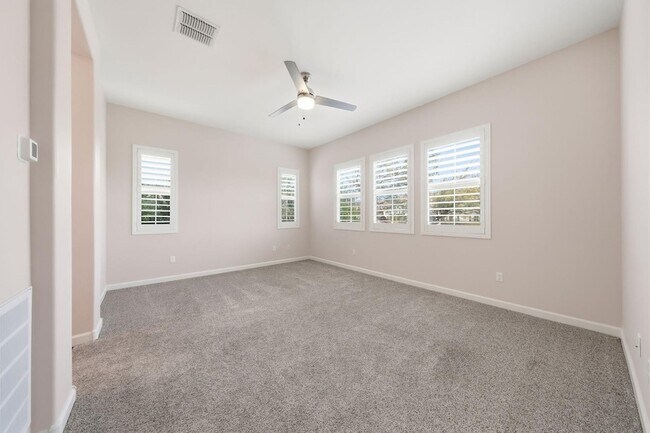 Building Photo - 4897 N 207th Ln