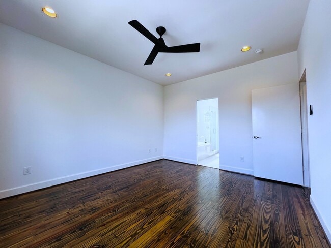 Building Photo - 1524 Blodgett St