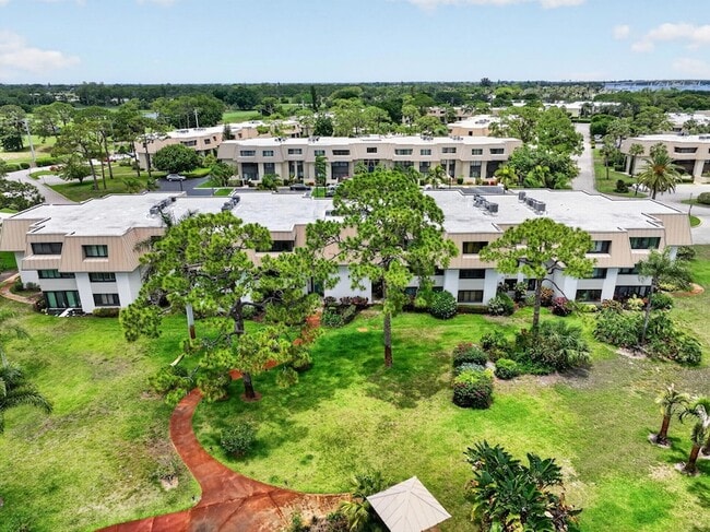 Building Photo - 1800 SE St Lucie Blvd