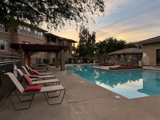 Building Photo - 20100 N 78th Pl