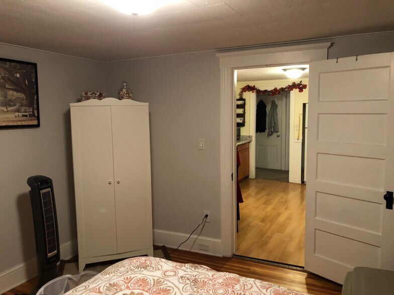 Building Photo - 59 Blake St