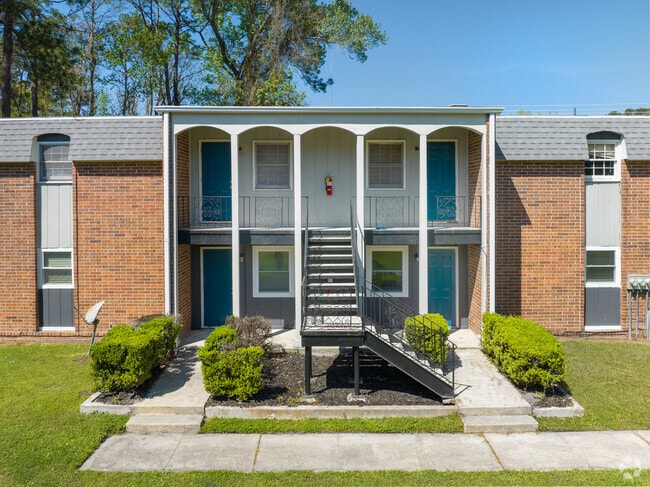 Building - 1425 E. Park Avenue