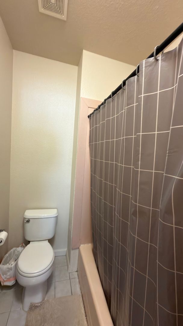 Building Photo - Great Condo in Fort Collins
