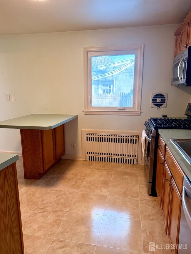 Building Photo - 100 New York Ave