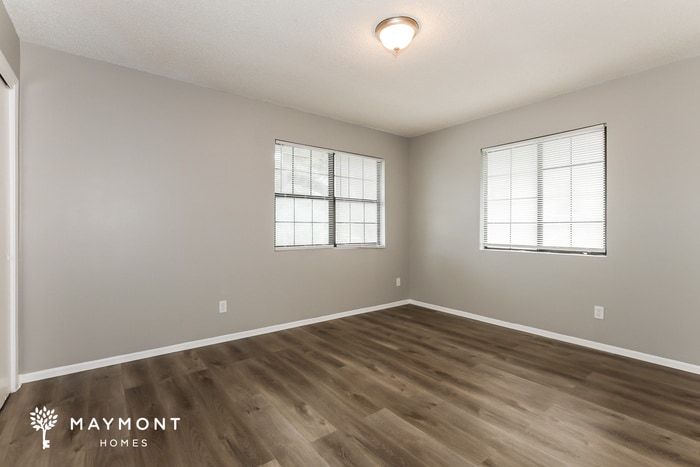 Building Photo - 1012 E 26th Ave