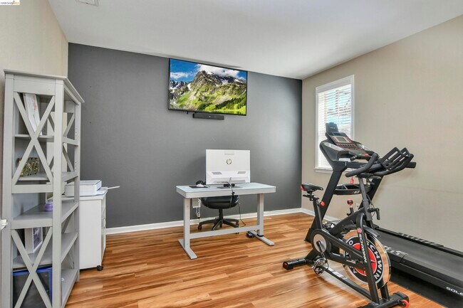 Building Photo - 5563 Arcadia Cir