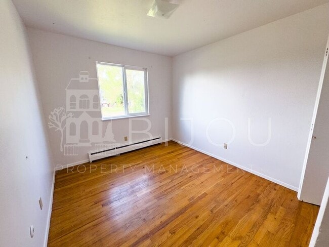 Building Photo - 206 Catalina Pl