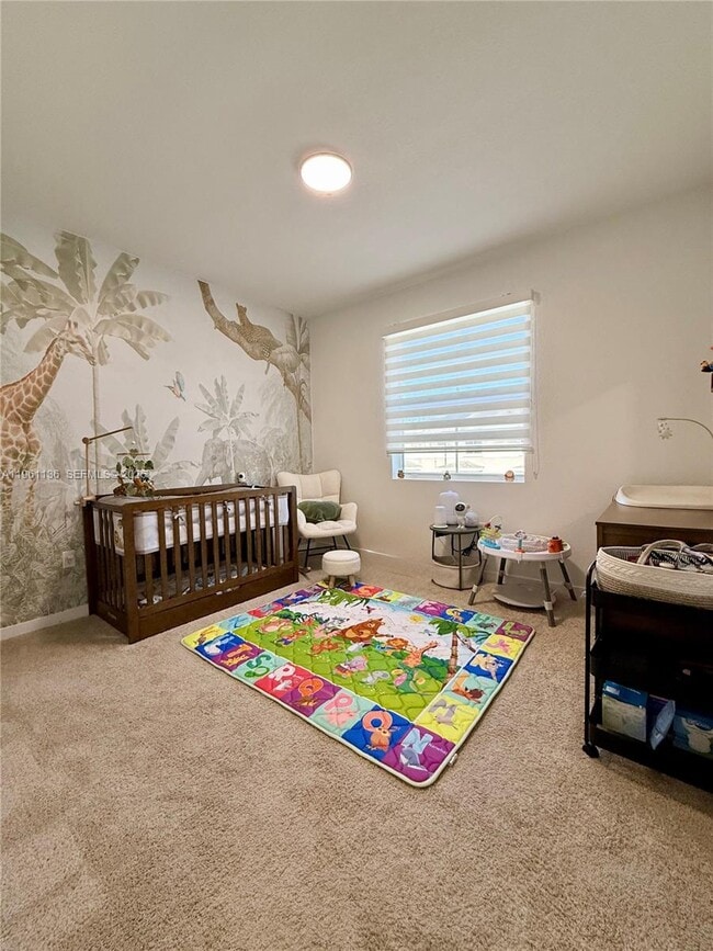 Building Photo - 487 NE 5th St