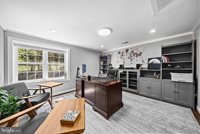 Building Photo - 3803 Estel Rd