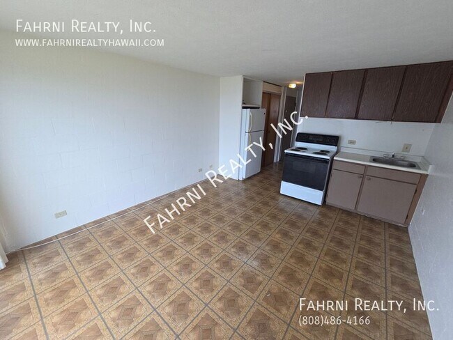 Building Photo - 85-175 Farrington Hwy-#B402