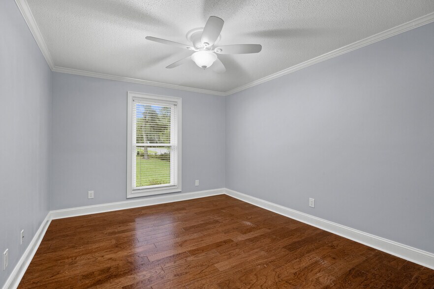 Building Photo - 1529 Whitfield Park Cir