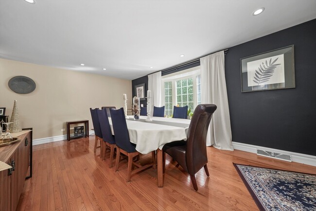 Building Photo - 4407 Howard Ave