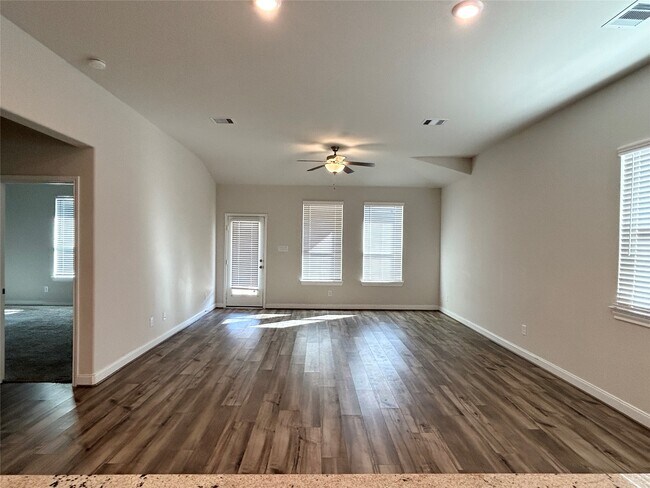 Building Photo - 4326 Pale Fox Ln