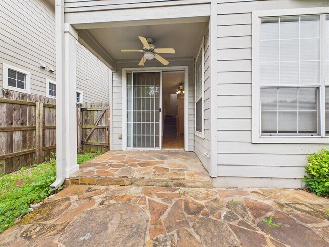 Building Photo - 8518 Cahill Dr