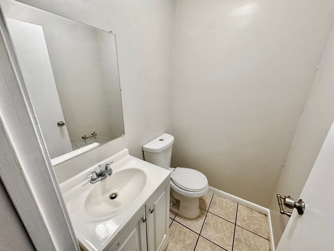 Building Photo - 5151 Corkwood Dr