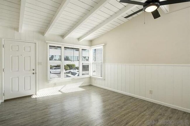 Building Photo - Pacific Beach