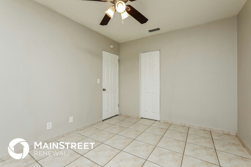 Building Photo - 1147 Magnolia Dr