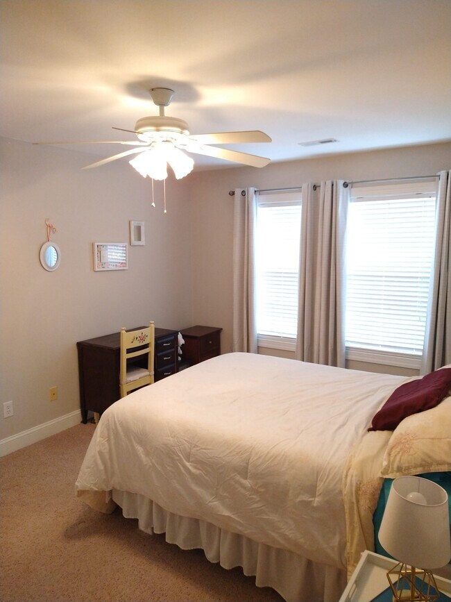 Building Photo - 103 Bobwhite Cir