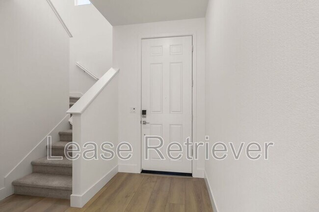 Building Photo - 4748 Concordia Ave