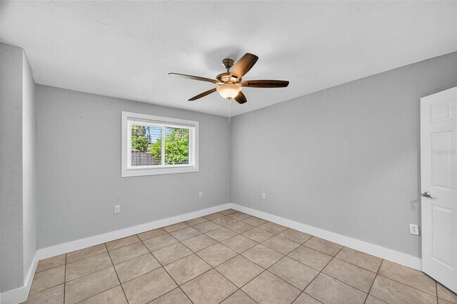 Building Photo - 2470 47th St S