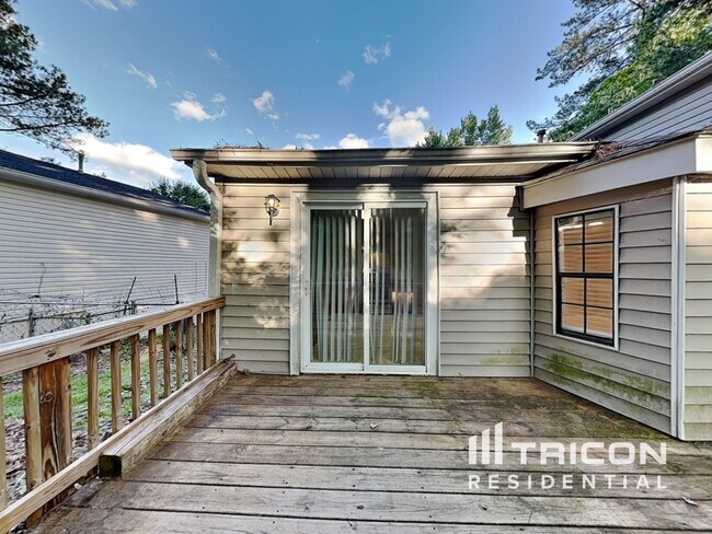 Building Photo - 4069 Valley Brook Rd