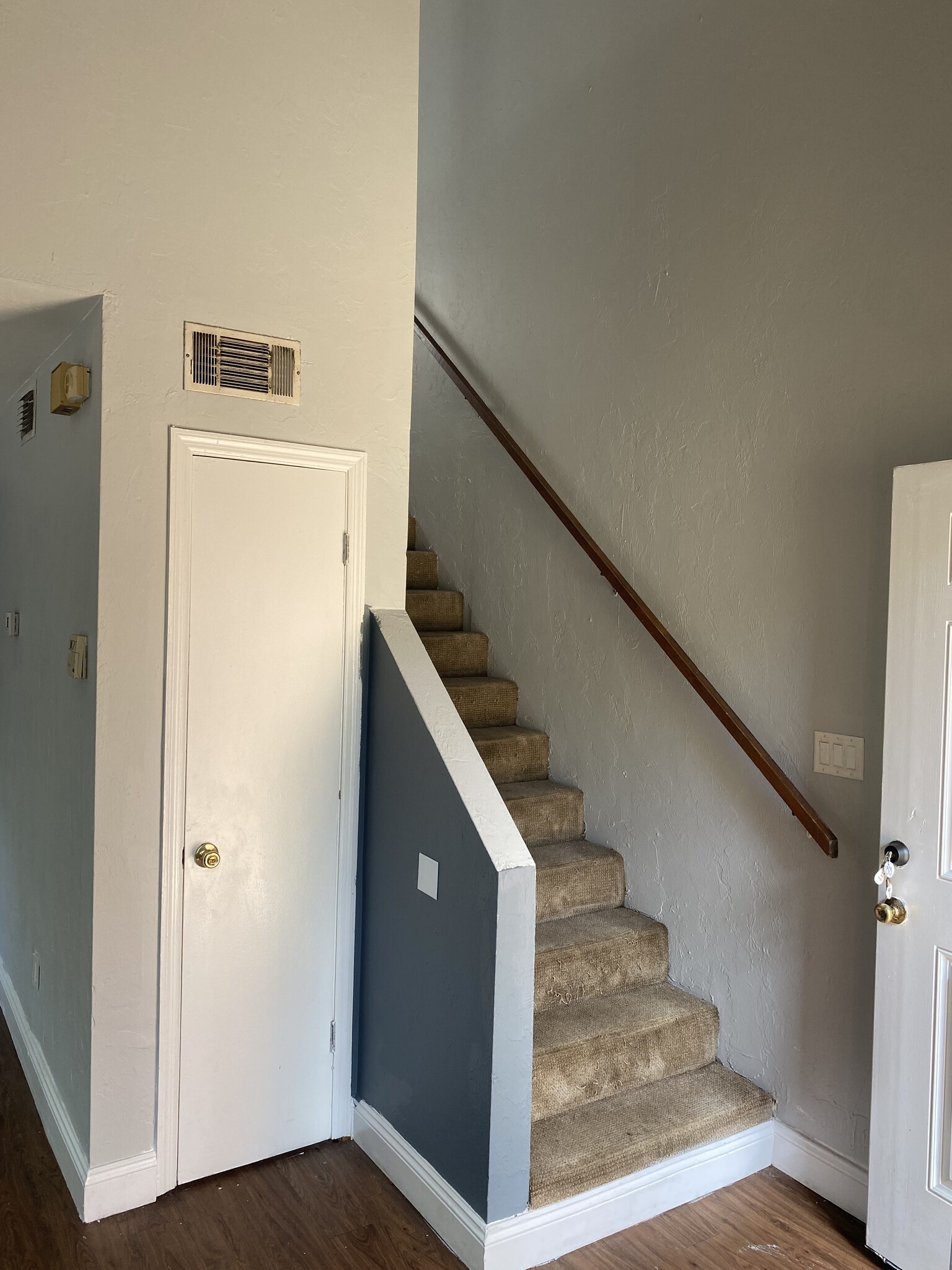 Building Photo - 1858 Nekoma Ct