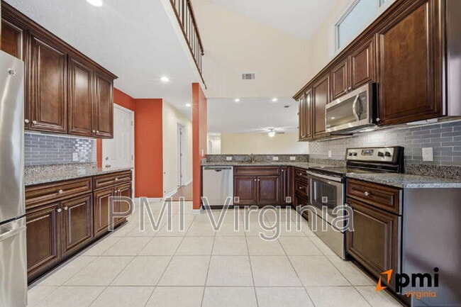 Building Photo - 5413 Brookfield Dr