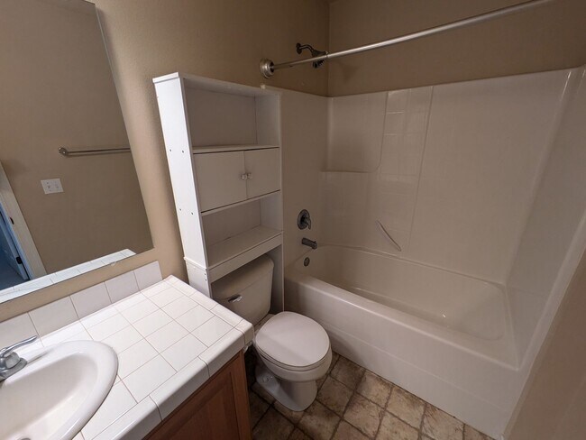 Building Photo - 7608 Traditions Ave NE